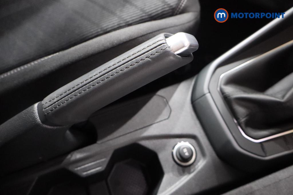 Volkswagen Polo R-Line Automatic Petrol Hatchback - Stock Number (1569126) - 7th supplementary image