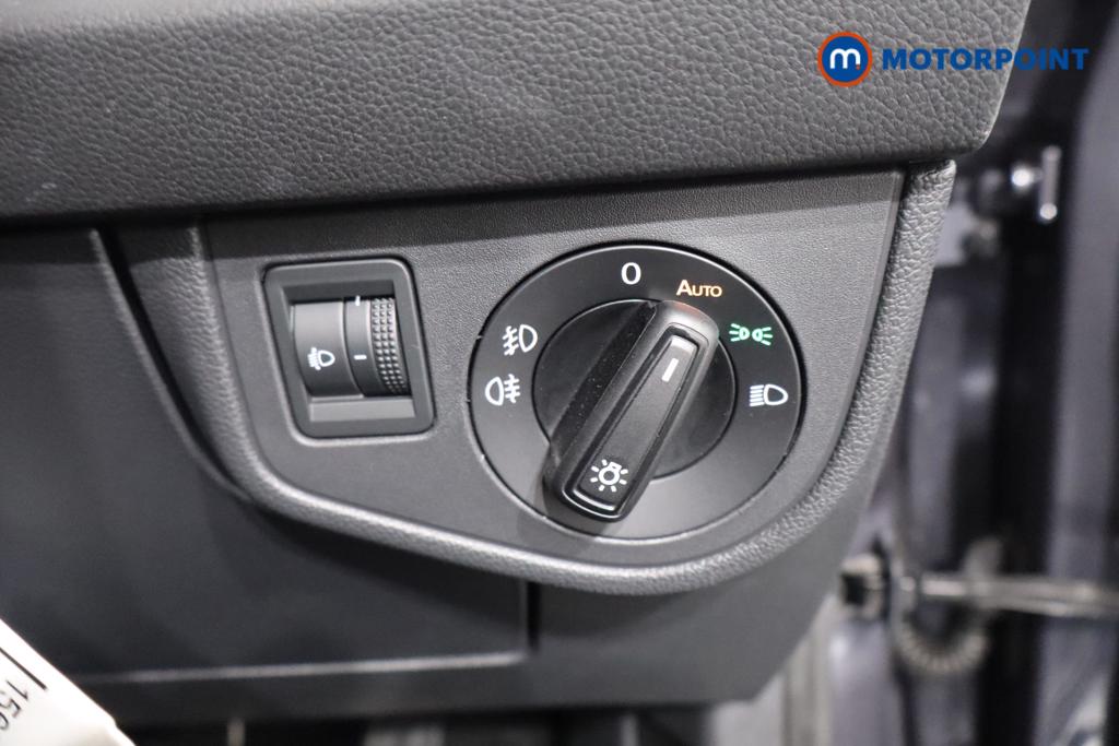 Volkswagen Polo R-Line Automatic Petrol Hatchback - Stock Number (1569126) - 13th supplementary image