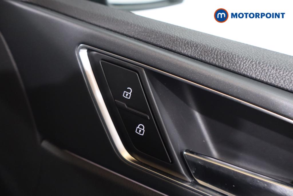 Volkswagen Polo R-Line Automatic Petrol Hatchback - Stock Number (1569126) - 17th supplementary image