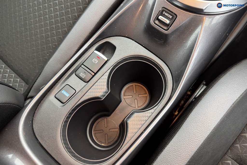 Nissan Juke N-Connecta Automatic Petrol-Electric Hybrid SUV - Stock Number (1569305) - 14th supplementary image
