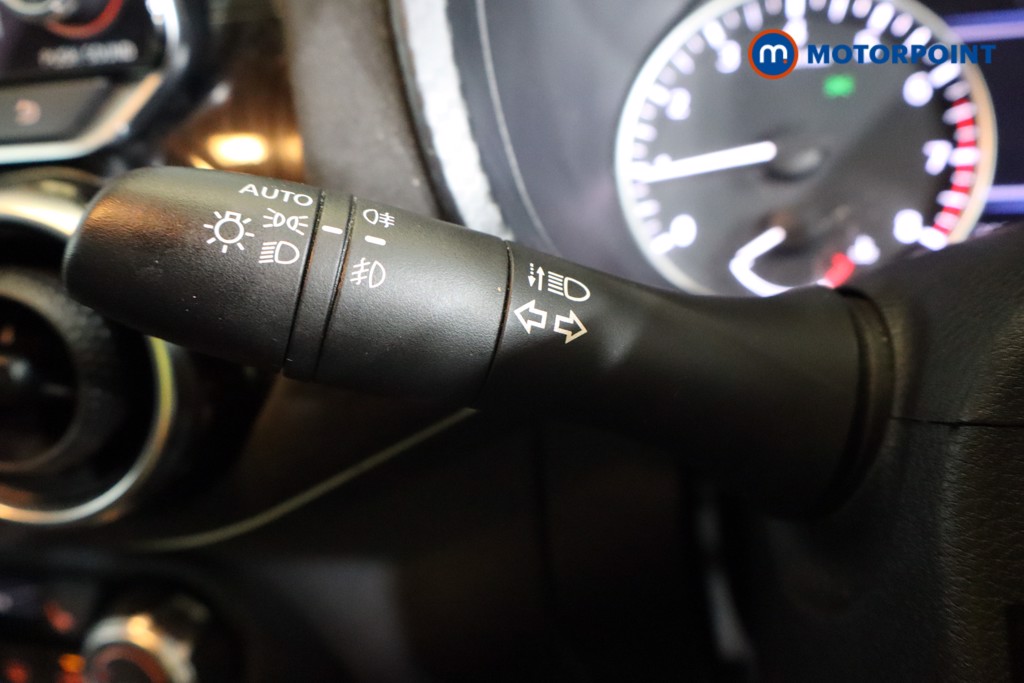 Nissan Juke Tekna-Plus Manual Petrol SUV - Stock Number (1569377) - 14th supplementary image