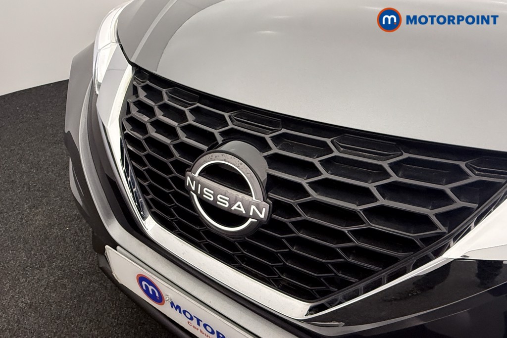 Nissan Juke N-Connecta Automatic Petrol SUV - Stock Number (1569814) - 16th supplementary image