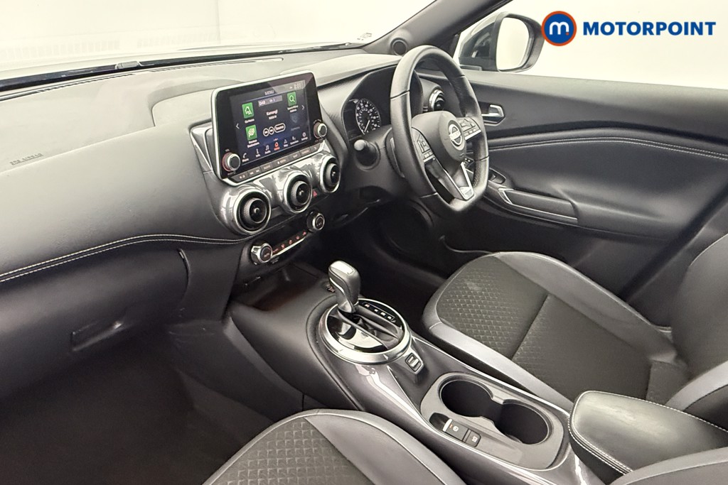 Nissan Juke N-Connecta Automatic Petrol SUV - Stock Number (1569814) - 17th supplementary image