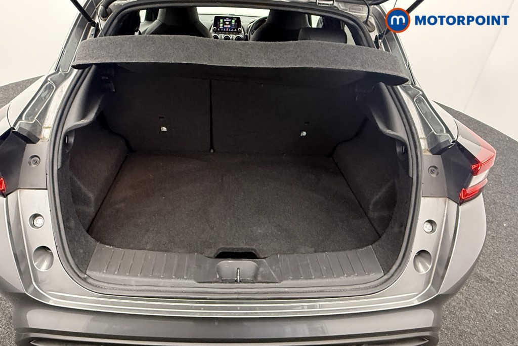 Nissan Juke N-Connecta Automatic Petrol SUV - Stock Number (1569814) - 23rd supplementary image