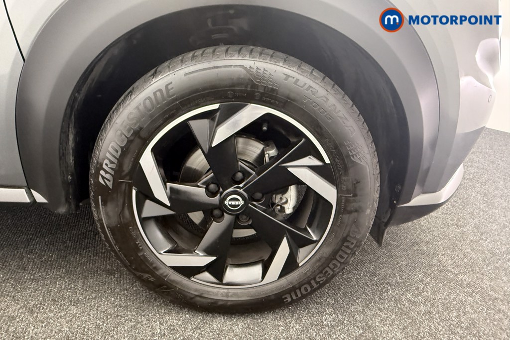 Nissan Juke N-Connecta Automatic Petrol SUV - Stock Number (1569814) - 25th supplementary image