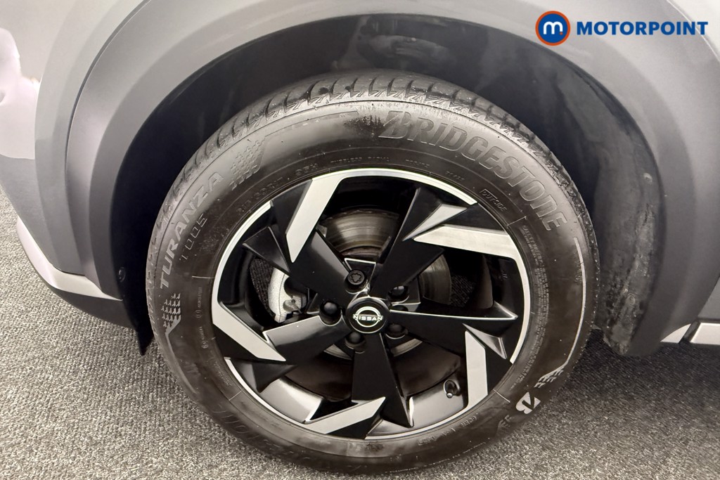 Nissan Juke N-Connecta Automatic Petrol SUV - Stock Number (1569814) - 26th supplementary image