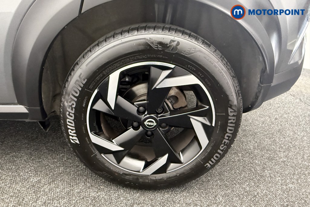 Nissan Juke N-Connecta Automatic Petrol SUV - Stock Number (1569814) - 27th supplementary image