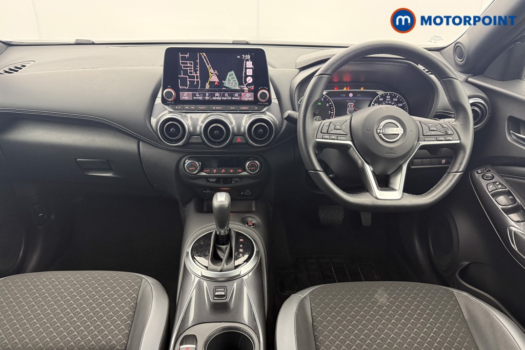 Nissan Juke N-Connecta Automatic Petrol SUV - Stock Number (1569814) - 1st supplementary image