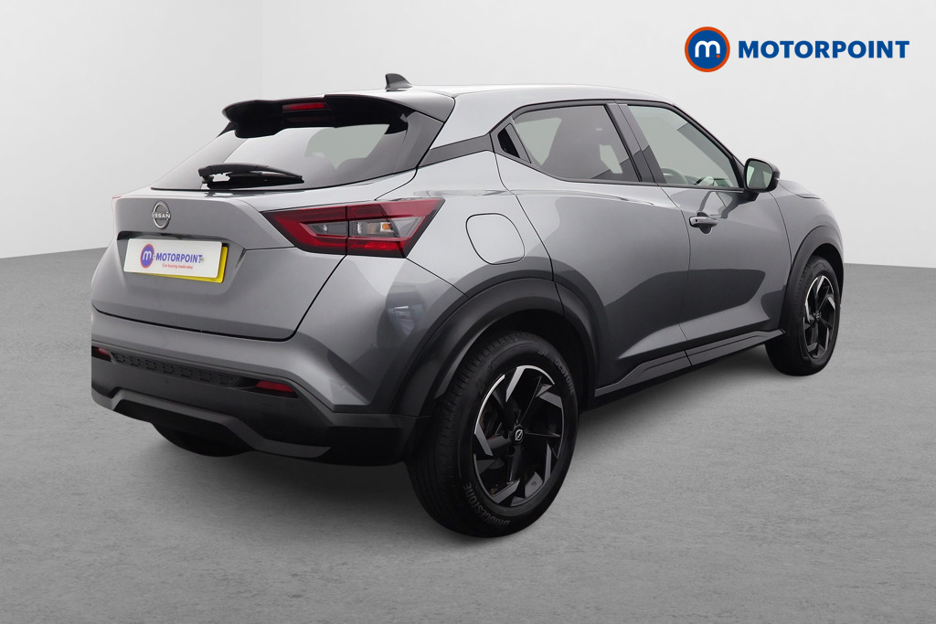 Nissan Juke N-Connecta Automatic Petrol SUV - Stock Number (1569814) - Drivers side rear corner