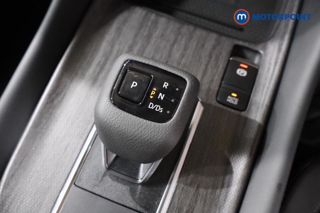 Nissan Qashqai Tekna Automatic Petrol SUV - Stock Number (1569878) - 5th supplementary image