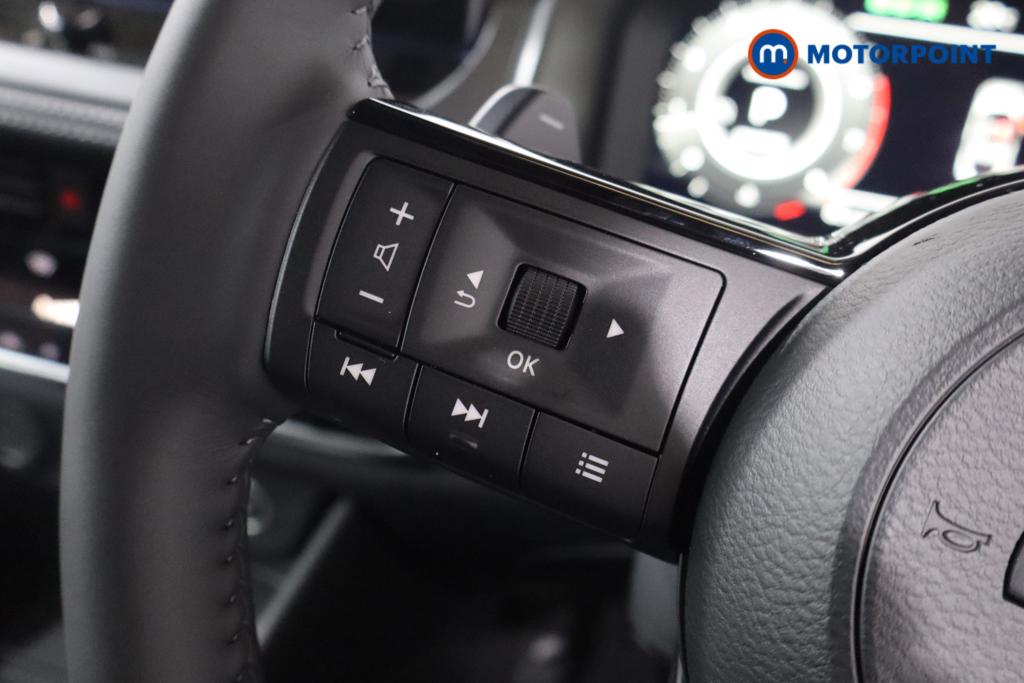 Nissan Qashqai Tekna Automatic Petrol SUV - Stock Number (1569878) - 7th supplementary image