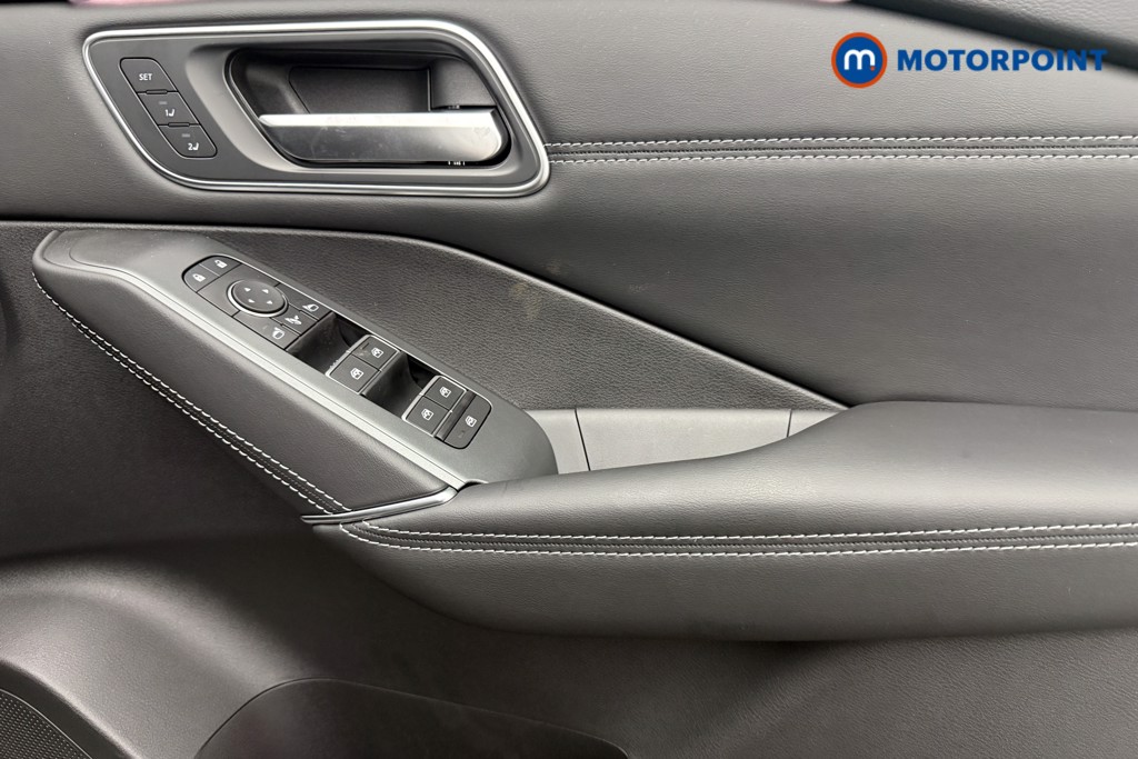Nissan Qashqai Tekna Automatic Petrol SUV - Stock Number (1569918) - 19th supplementary image