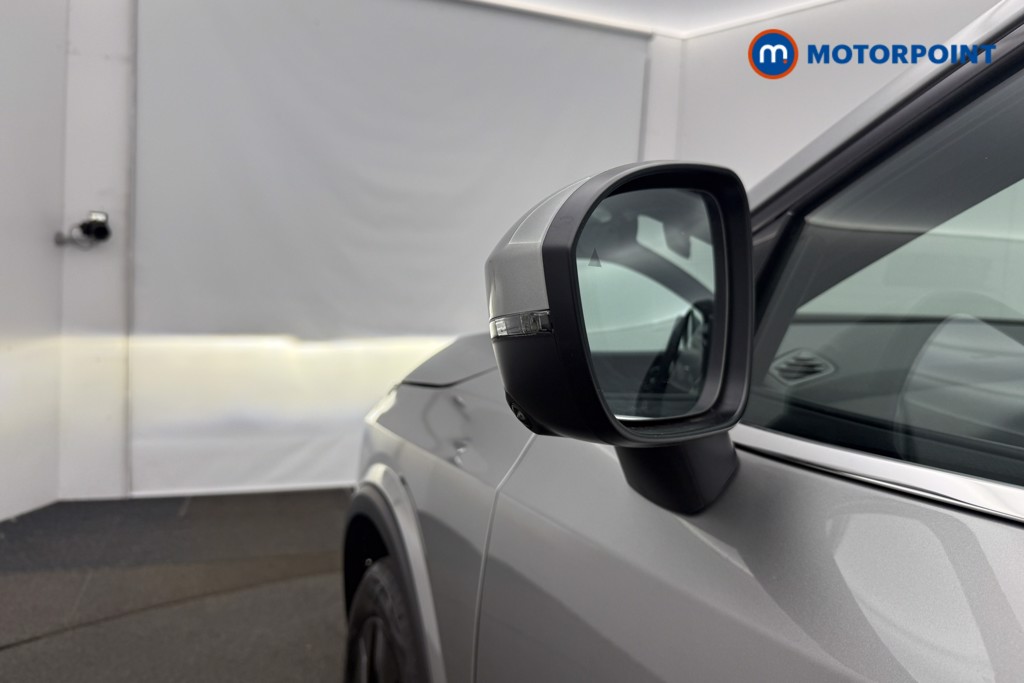 Nissan Qashqai Tekna Automatic Petrol SUV - Stock Number (1569918) - 33rd supplementary image