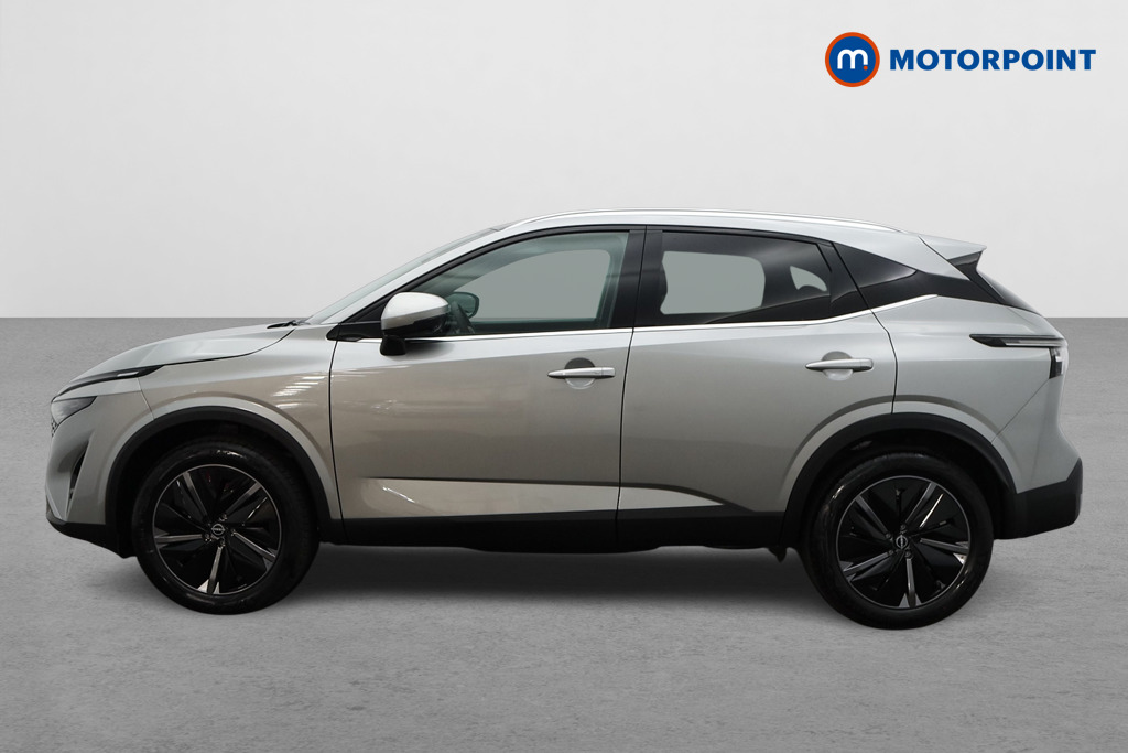 Nissan Qashqai Tekna Automatic Petrol SUV - Stock Number (1569918) - Passenger side