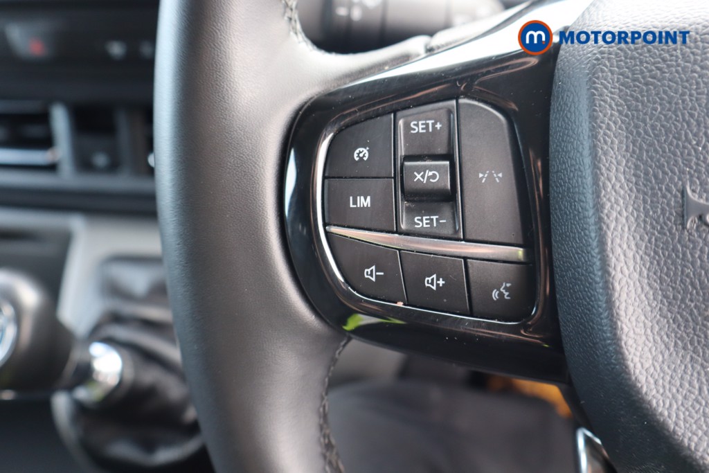 Ford Transit Custom Limited Manual Diesel Panel Van - Stock Number (1569969) - 9th supplementary image