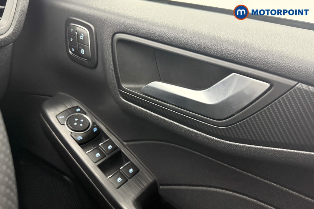 Ford Kuga St-Line Automatic Petrol Plug-In Hybrid SUV - Stock Number (1570102) - 9th supplementary image