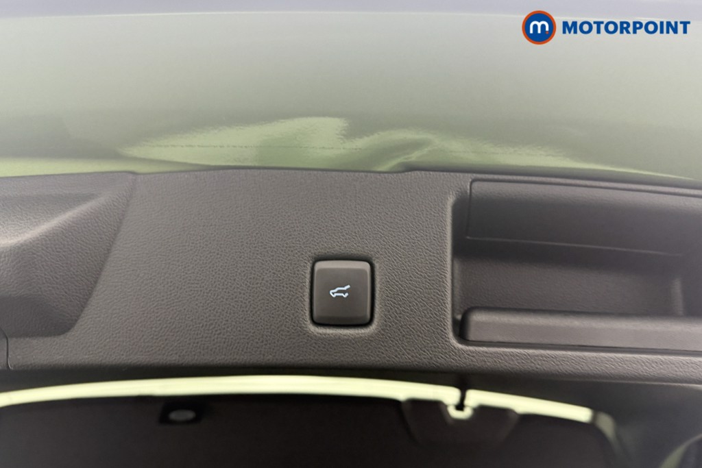 Ford Kuga St-Line Automatic Petrol Plug-In Hybrid SUV - Stock Number (1570102) - 29th supplementary image