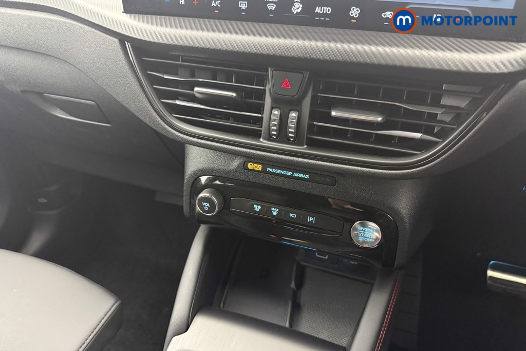 Ford Kuga St-Line Automatic Petrol Plug-In Hybrid SUV - Stock Number (1570103) - 4th supplementary image