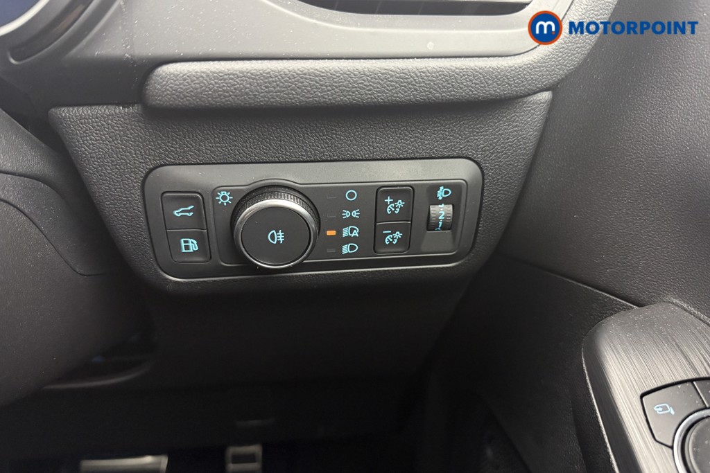 Ford Kuga St-Line Automatic Petrol Plug-In Hybrid SUV - Stock Number (1570103) - 12th supplementary image