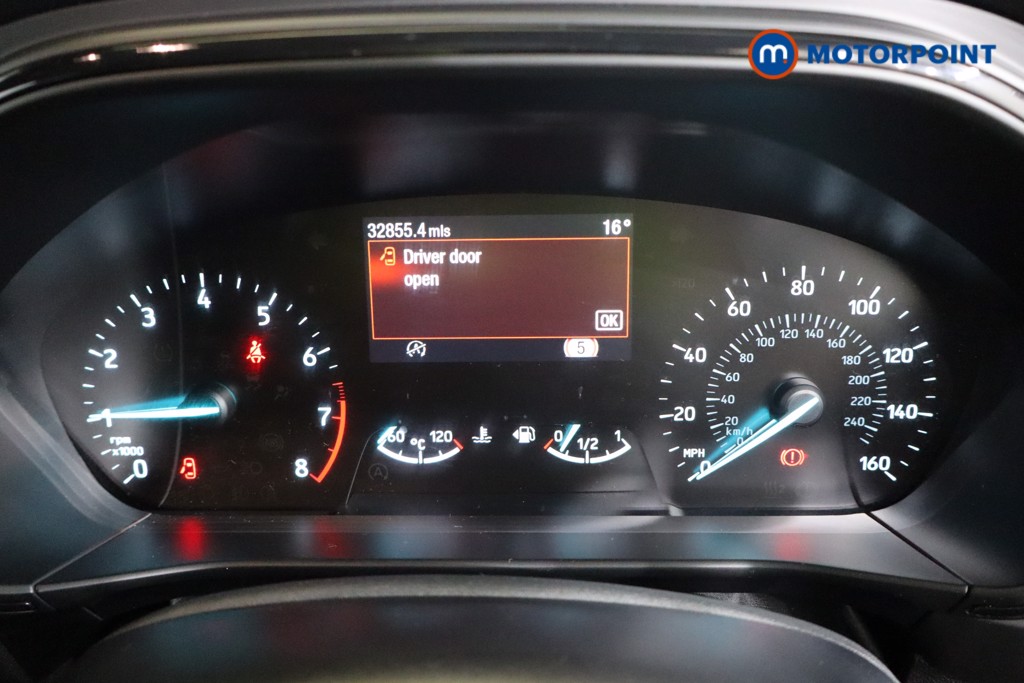 Ford Focus St-Line Edition Manual Petrol-Electric Hybrid Hatchback - Stock Number (1570245) - 2nd supplementary image