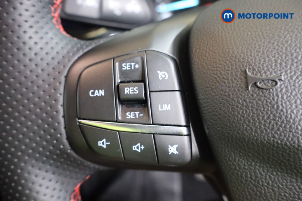 Ford Focus St-Line Edition Manual Petrol-Electric Hybrid Hatchback - Stock Number (1570245) - 14th supplementary image