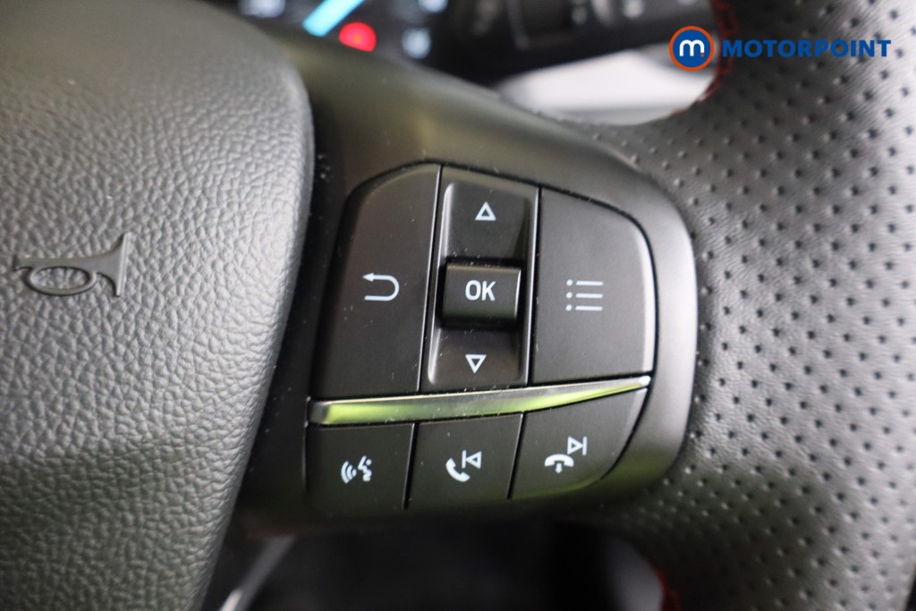 Ford Focus St-Line Edition Manual Petrol-Electric Hybrid Hatchback - Stock Number (1570245) - 15th supplementary image