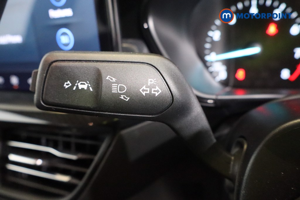 Ford Focus St-Line Edition Manual Petrol-Electric Hybrid Hatchback - Stock Number (1570245) - 16th supplementary image