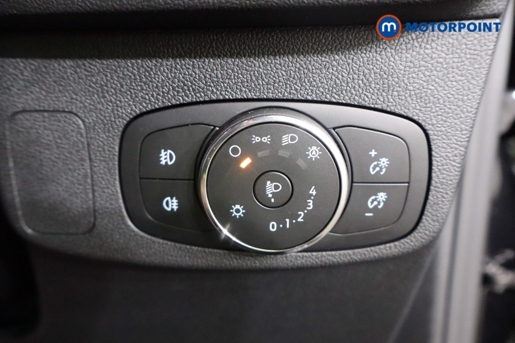 Ford Focus St-Line Edition Manual Petrol-Electric Hybrid Hatchback - Stock Number (1570245) - 18th supplementary image
