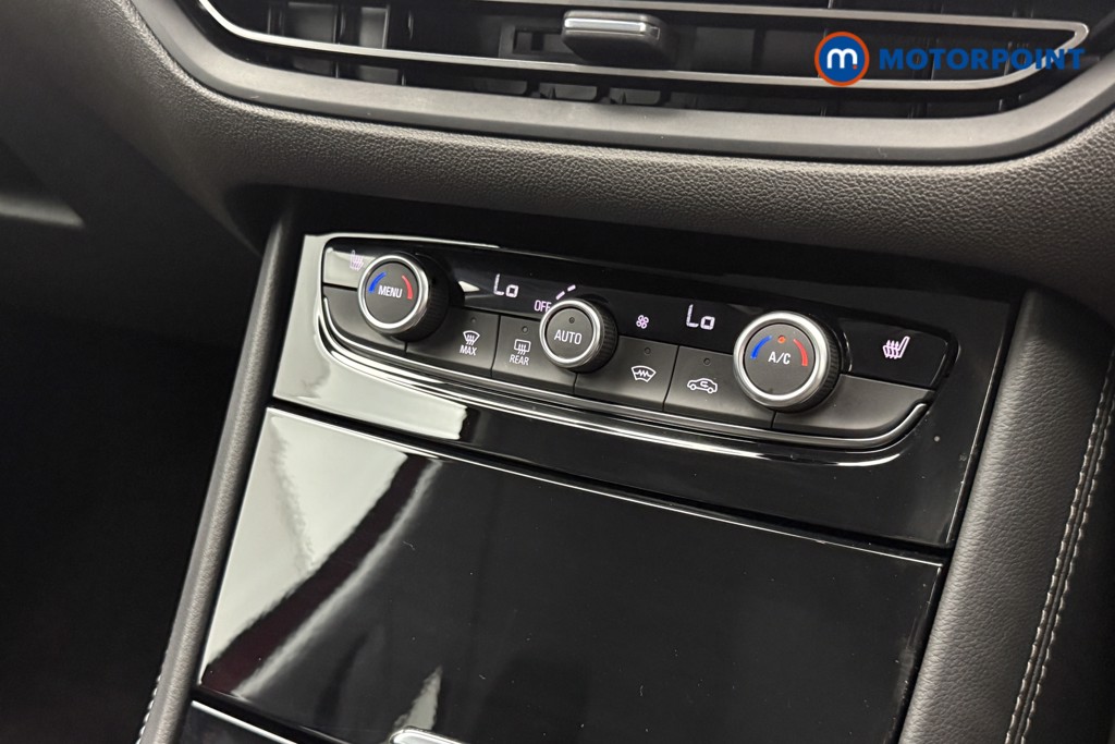 Vauxhall Grandland Ultimate Manual Petrol SUV - Stock Number (1570313) - 13th supplementary image