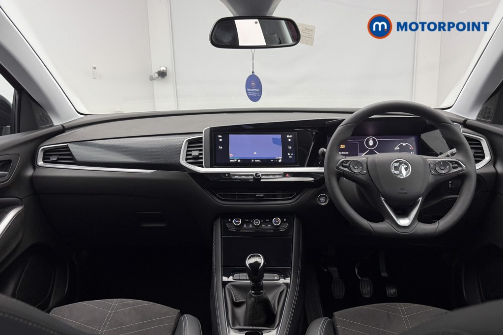 Vauxhall Grandland Ultimate Manual Petrol SUV - Stock Number (1570313) - 1st supplementary image
