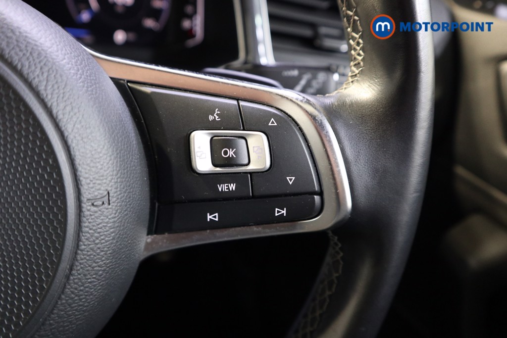 Volkswagen T-Roc R-Line Automatic Petrol SUV - Stock Number (1570362) - 4th supplementary image