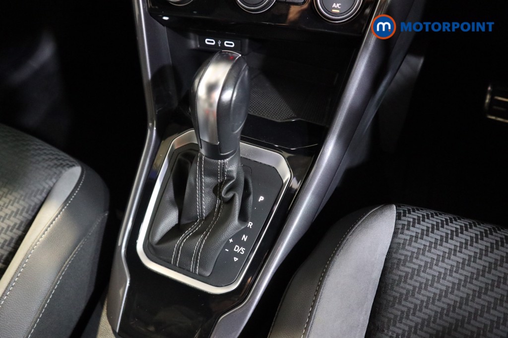 Volkswagen T-Roc R-Line Automatic Petrol SUV - Stock Number (1570362) - 9th supplementary image