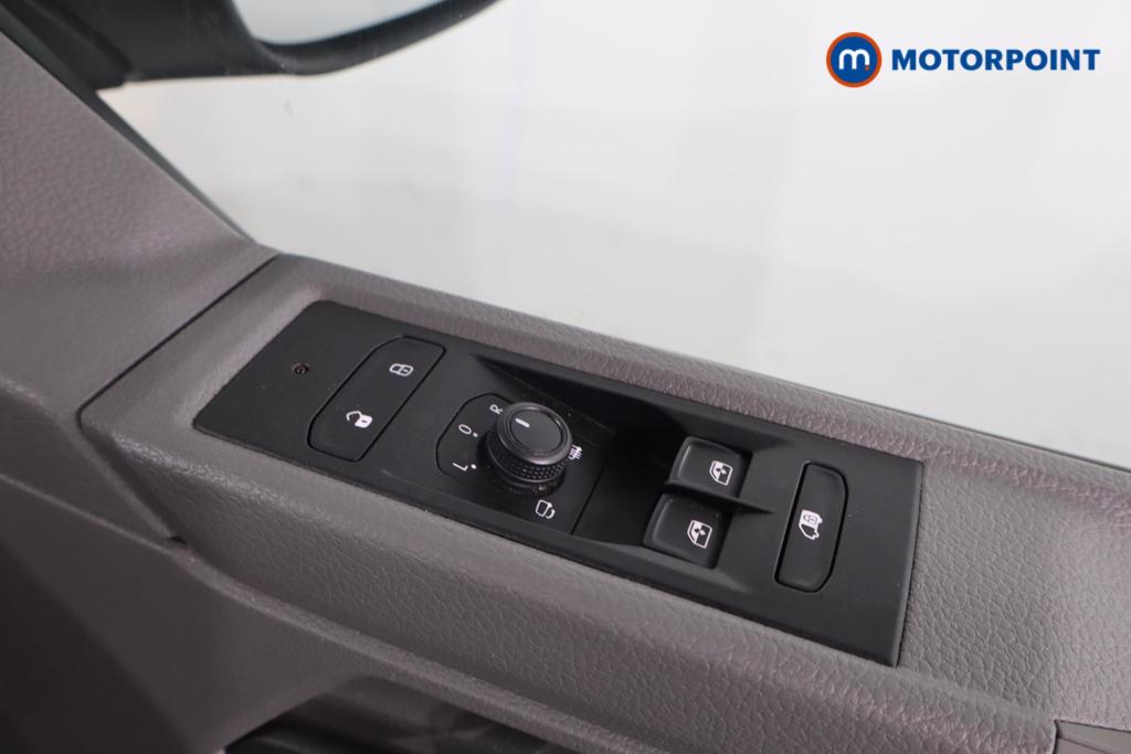 Volkswagen Transporter Highline Manual Diesel Panel Van - Stock Number (1570525) - 15th supplementary image