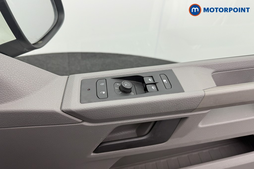 Volkswagen Transporter Highline Manual Diesel Panel Van - Stock Number (1570553) - 10th supplementary image