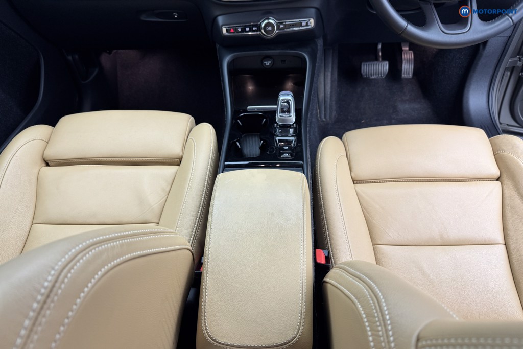 Volvo Xc40 Inscription Pro Automatic Petrol SUV - Stock Number (1570681) - 10th supplementary image