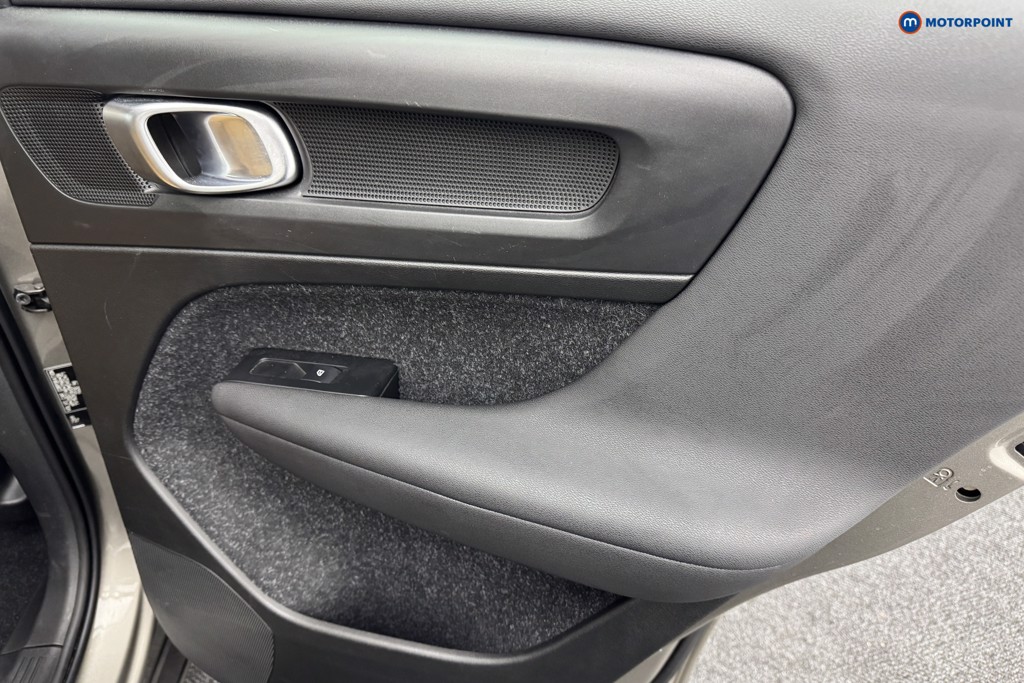 Volvo Xc40 Inscription Pro Automatic Petrol SUV - Stock Number (1570681) - 25th supplementary image