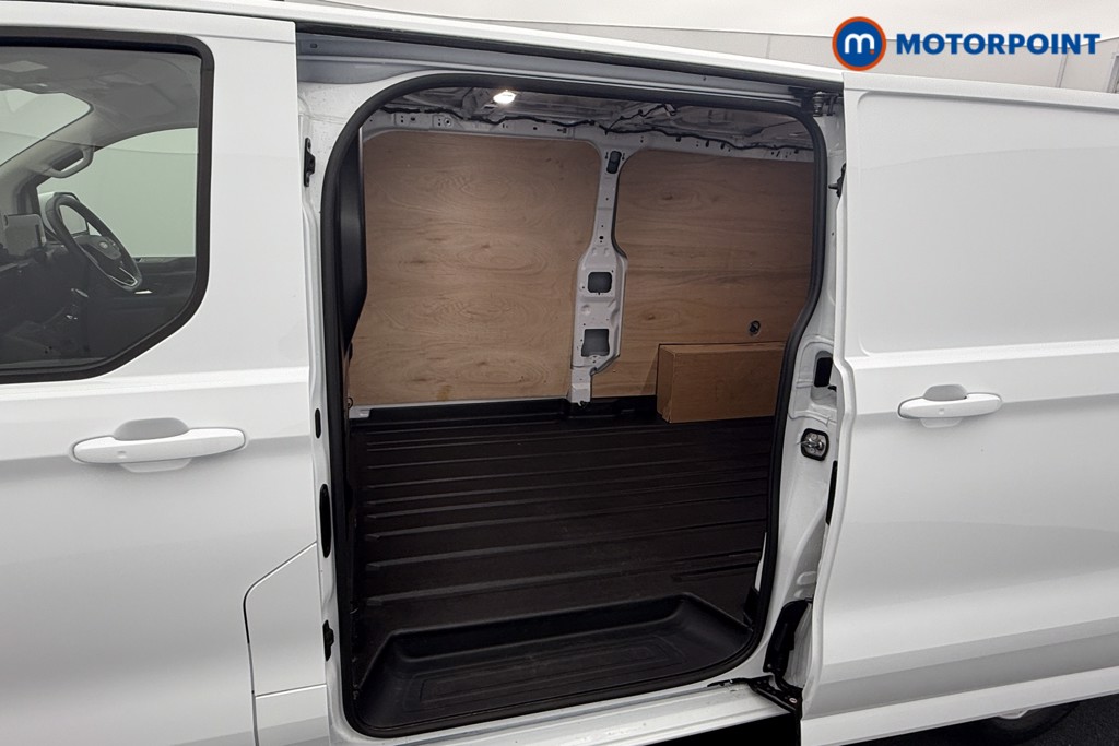 Ford Transit Custom Limited Manual Diesel Panel Van - Stock Number (1570715) - 20th supplementary image