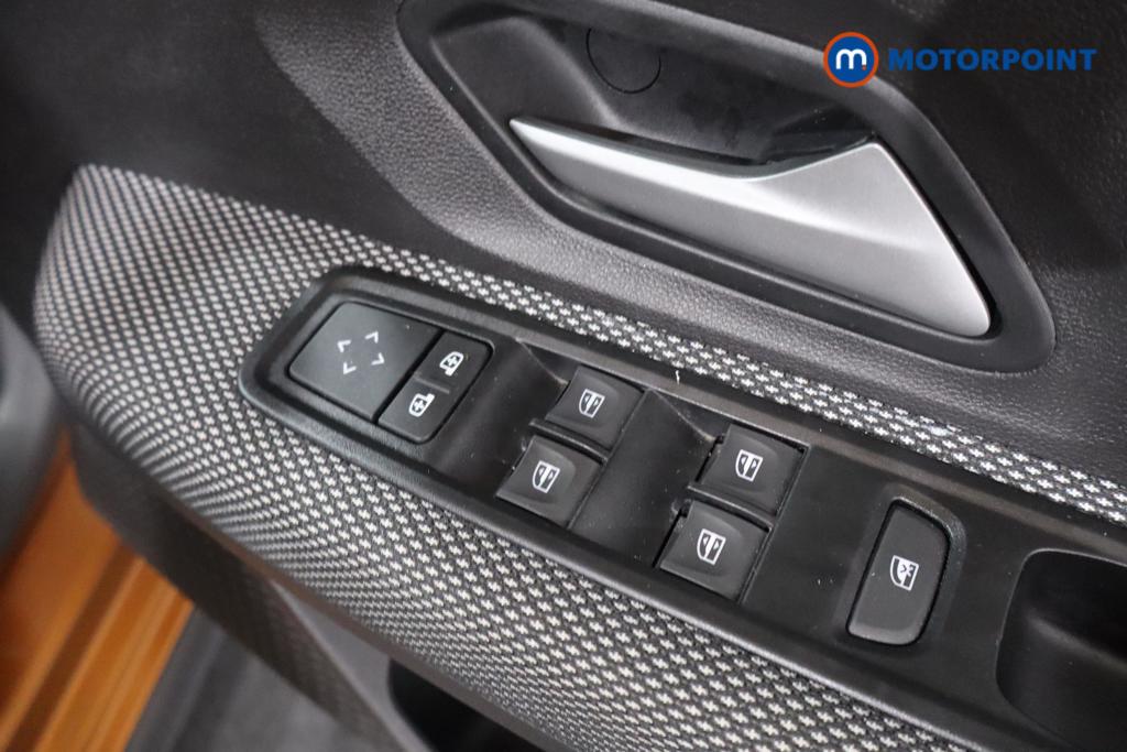Dacia Sandero Stepway Expression Manual Petrol Hatchback - Stock Number (1570751) - 17th supplementary image