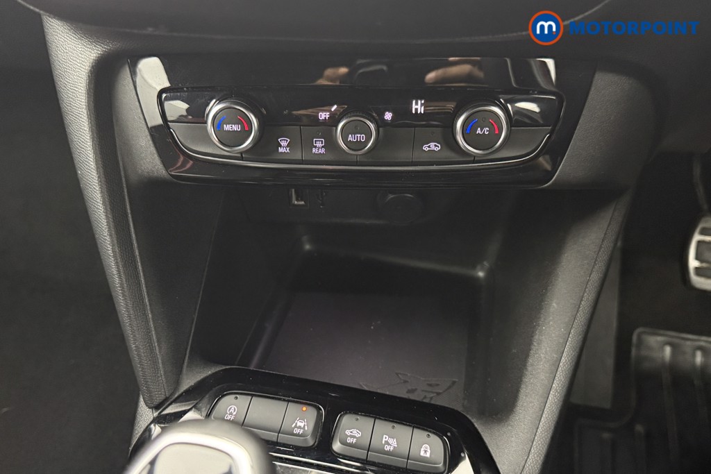 Vauxhall Corsa GS Manual Petrol Hatchback - Stock Number (1571399) - 4th supplementary image