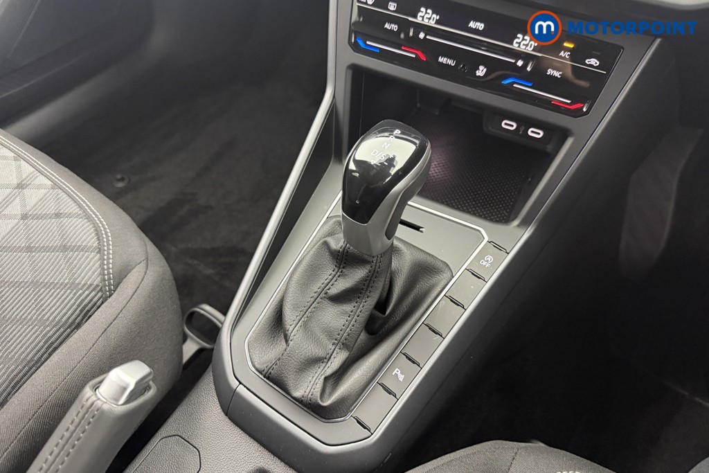 Volkswagen Polo R-Line Automatic Petrol Hatchback - Stock Number (1571512) - 5th supplementary image