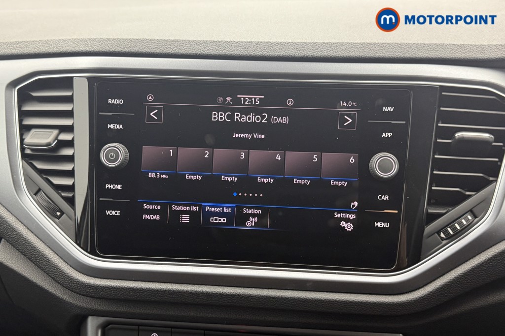 Volkswagen T-Roc Active Manual Petrol SUV - Stock Number (1571528) - 6th supplementary image