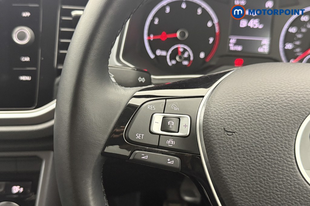 Volkswagen T-Roc Active Manual Petrol SUV - Stock Number (1571528) - 9th supplementary image