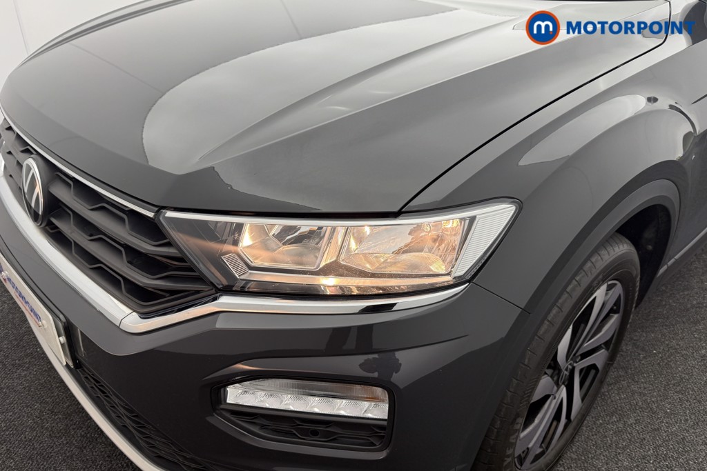 Volkswagen T-Roc Active Manual Petrol SUV - Stock Number (1571528) - 16th supplementary image