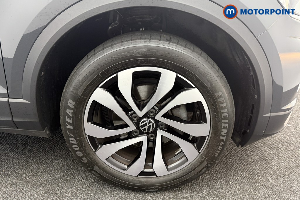 Volkswagen T-Roc Active Manual Petrol SUV - Stock Number (1571528) - 28th supplementary image