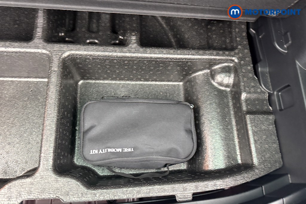 KIA Sportage 3 Automatic Petrol-Electric Hybrid SUV - Stock Number (1571688) - 28th supplementary image