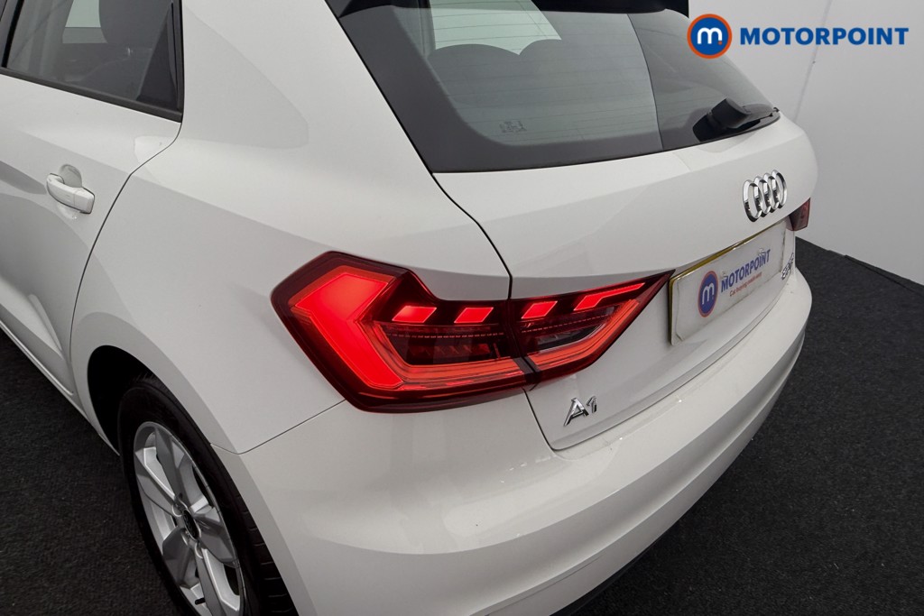Audi A1 Technik Manual Petrol Hatchback - Stock Number (1571727) - 19th supplementary image