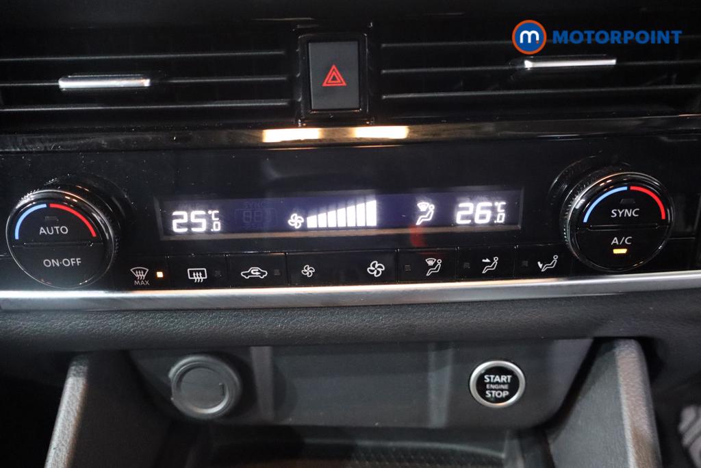Nissan Qashqai Acenta Premium Automatic Petrol SUV - Stock Number (1571764) - 3rd supplementary image