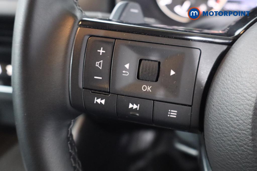 Nissan Qashqai Acenta Premium Automatic Petrol SUV - Stock Number (1571764) - 6th supplementary image