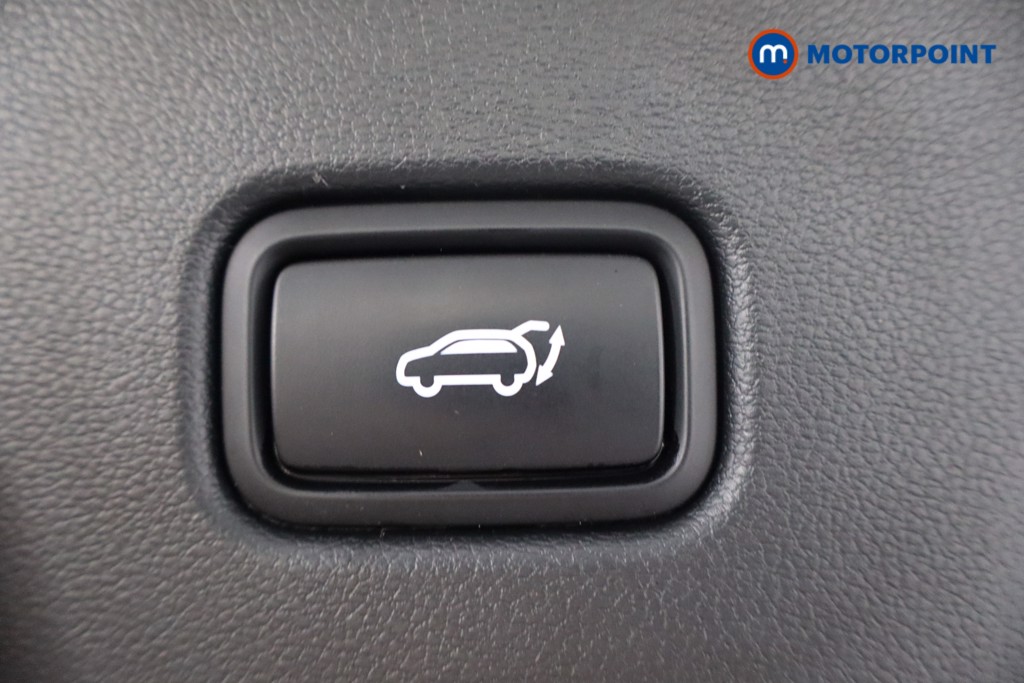 Hyundai Tucson Ultimate Automatic Petrol SUV - Stock Number (1571800) - 42nd supplementary image
