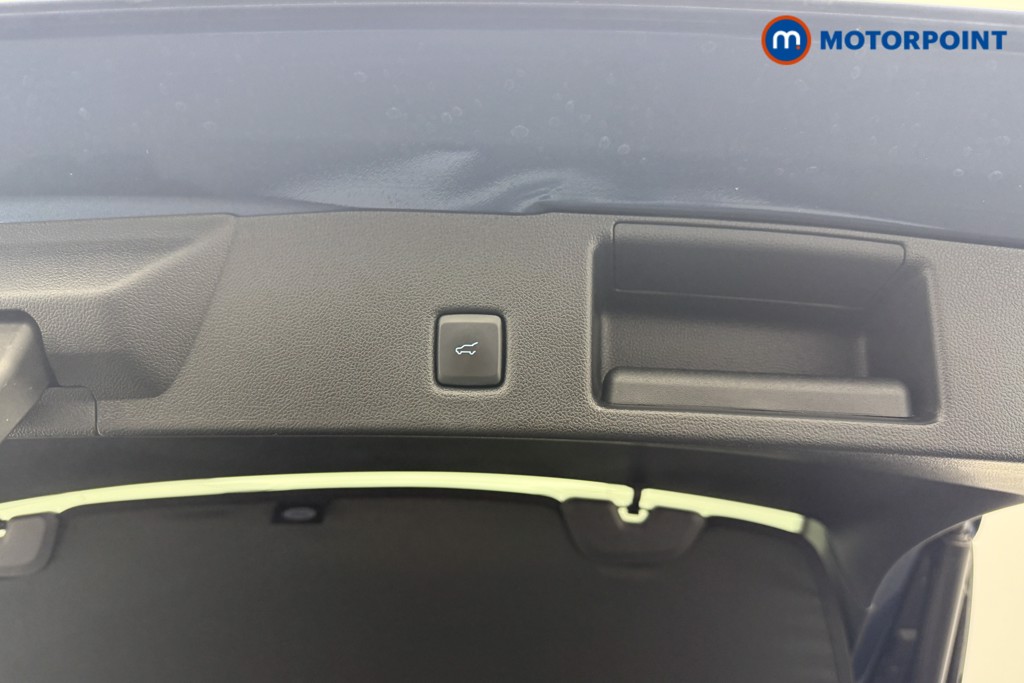 Ford Kuga St-Line X Edition Automatic Petrol Plug-In Hybrid SUV - Stock Number (1571886) - 33rd supplementary image